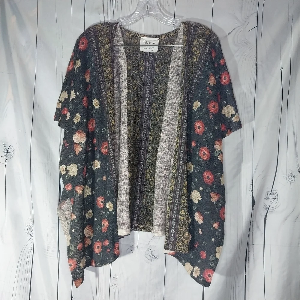 Sadie & Love Floral Open Front Short Sleeve Flowy Festival Kimono Boho Cardigan - Picture 1 of 11